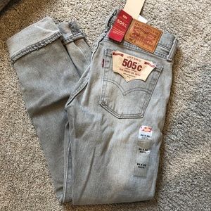 NWT Levi grey jeans